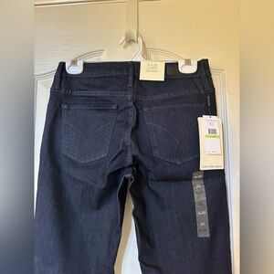 Misses Calvin Klein Curvy Skinny Jeans, Size 4